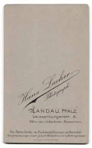 Fotografie Hans Lacher, Landau / Pfalz. junger Soldat in Uniform Rgt. 18, Passepartout: Erinnerung an meine Militärzeit