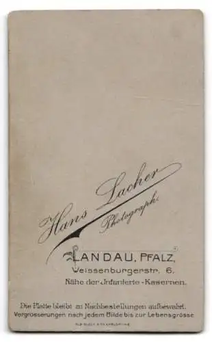 Fotografie Hans Lacher, Landau / Pfalz, Soldat in Uniform Rgt. 18, Passepartout