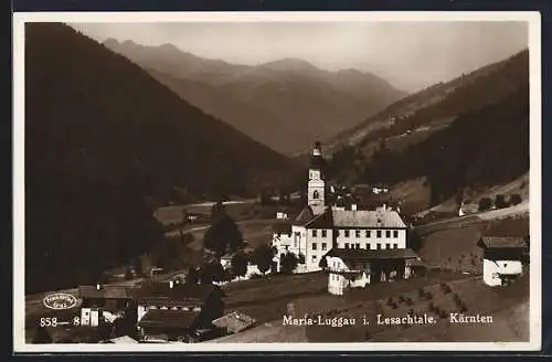 AK Maria-Luggau i. Lesachtale, Teilansicht mit den Bergen