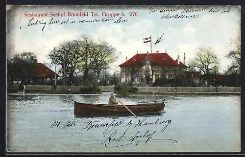 AK Hamburg-Bramfeld, Restaurant Seehof mit Ruderpartie, vom Wasser gesehen