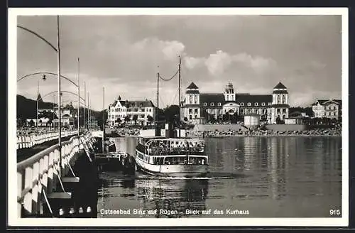 AK Binz, Blick auf das Kurhaus von der Seebrücke