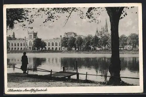 AK Schwerin / Mecklenburg, Partie am Pfaffenteich