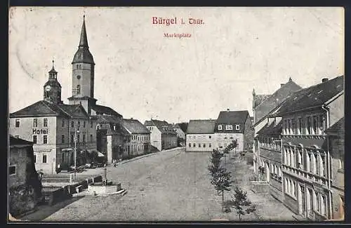 AK Bürgel i. Thür., Marktplatz mit Hotel und Brunnen