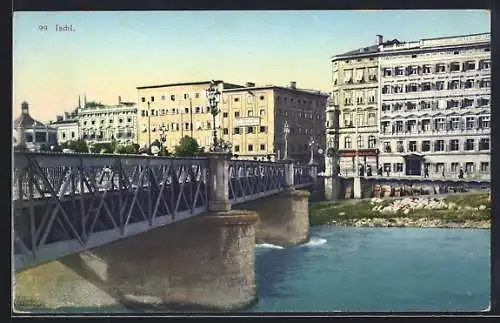 AK Ischl, Brücke über den Fluss, mehrstöckige Gebäude