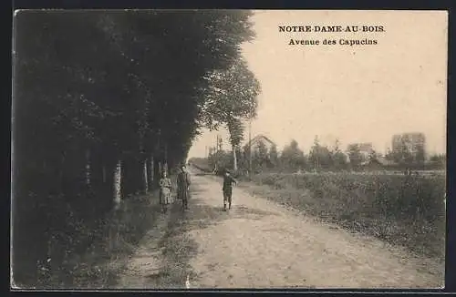 AK Notre-Dame-au-Bois, Avenue des Capucins