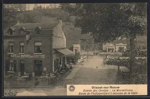 AK Dinant-sur-Meuse, Café de l`Entrée des Grottes