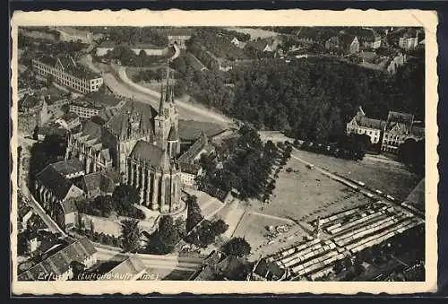 AK Erfurt, Teilansicht mit Kirche vom Flugzeug aus