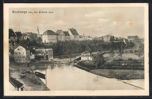 AK Eschwege, Blick von der Brücke aus, Boot im Wasser