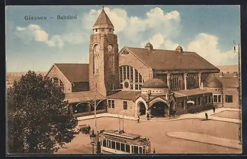 AK Giessen, Strassenbahn am Bahnhof