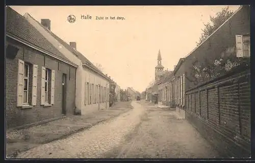 AK Halle, Zicht in het dorp