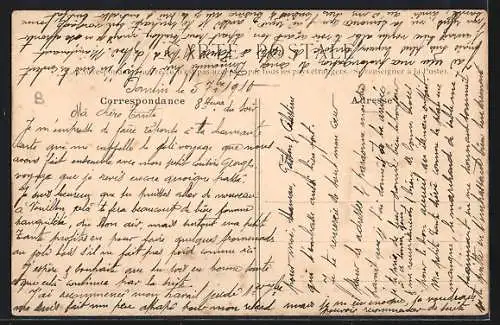 AK Pantin, L`Église et la Place