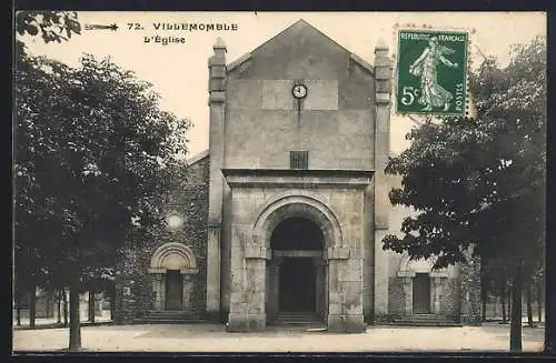 AK Villemomble, L`église entourée d`arbres