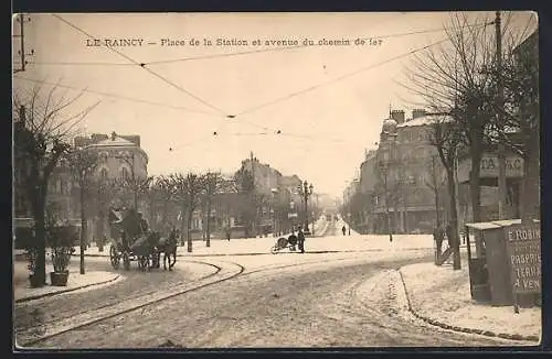 AK Le Raincy, Place de la Station et avenue du chemin de fer en hiver