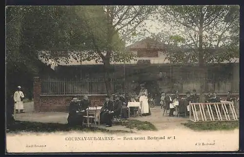 AK Gournay-sur-Marne, Restaurant Bertrand n°1 et terrasse animée