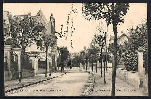 AK Le Raincy, Allée Nicolas Carnot bordée d`arbres et maisons élégantes