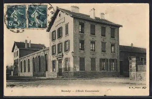 AK Bondy, L`Ecole Communale