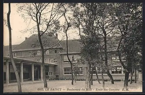 AK Le Raincy, Boulevard du Midi, École des Garcons