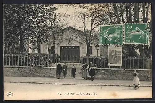 AK Gagny, Salle des Fêtes avec des enfants devant l`entrée