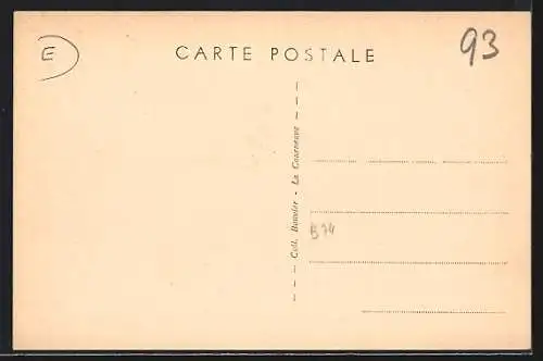 AK La Courneuve, Avenue Michelet avec des passants et des arbres alignés