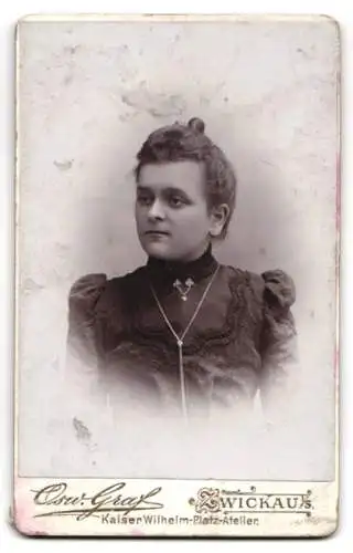 Fotografie Oswald Graf, Zwickau i. Sa., Kaiser-Wilhelm-Platz, Portrait Zwickau i. Sa., Frontfasade des Fotoateliers