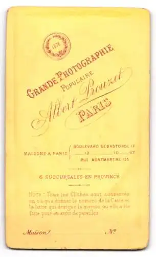 Fotografie Albert Prouzet, Paris, Boulevard Sebastopol 17, Porträt eines eleganten Mannes