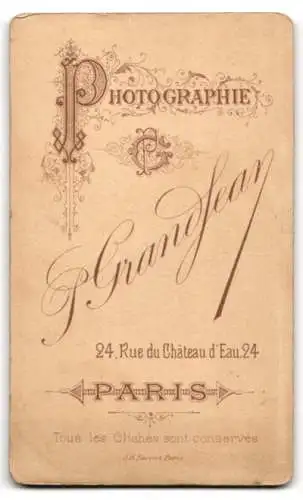 Fotografie P. Grandjean, Paris, 24 Rue du Château d`Eau, Portrait einer jungen Frau