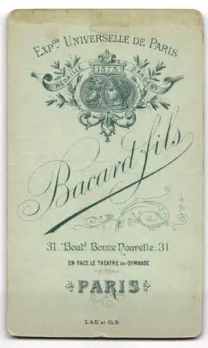 Fotografie Bacard Fils, Paris, Boulevard Bonne Nouvelle 31, Porträt eines Kleinkinds