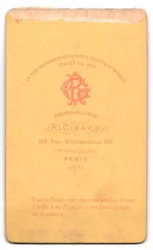 Fotografie R. Girard, Paris, Rue Ménilmontant 149, Porträt eines älteren Mannes mit Bart