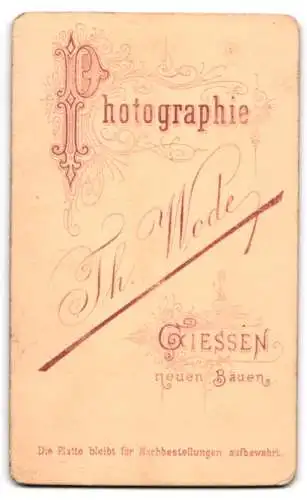 Fotografie Th. Wode, Giessen, Neuen Bäuen, Porträt einer jungen Frau