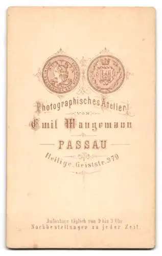 Fotografie Emil Wangemann, Passau, Heilige-Geiststr. 379, Porträt eines Herrn