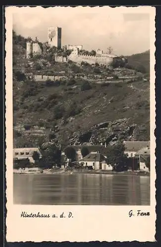 AK Spitz a. d. D., Die Burgruine Hinterhaus vom Wasser aus