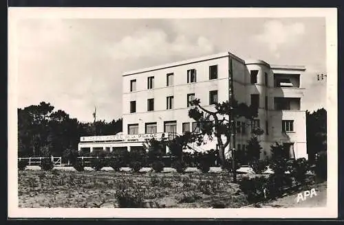 AK Argelès-sur-Mer, Grand Hôtel de la Plage entouré de verdure