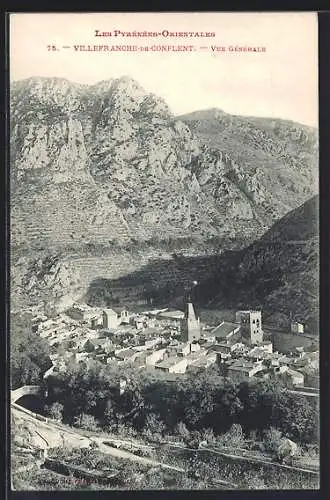 AK Villefranche-de-Conflent, Vue générale des montagnes environnantes