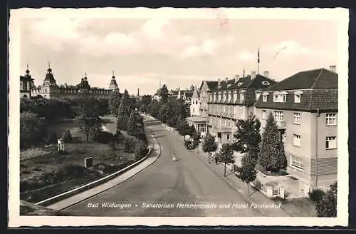 AK Bad Wildungen, Sanatorium Helenenquelle und Hotel Fürstenhof