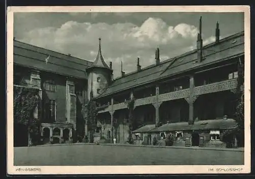 AK Königsberg, Im Schlosshof