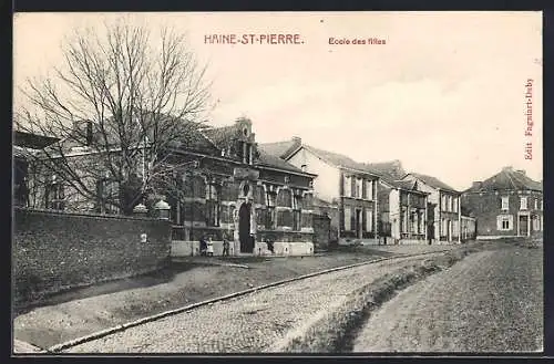 AK Haine-St-Pierre, Ecole des filles