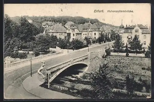 AK Erfurt, Ortspartie mit Hohenzollernbrücke und Häusern