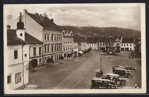 AK Ivancice, Hauptplatz aus der Vogelschau