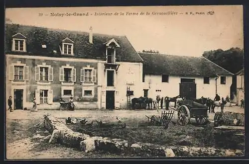 AK Noisy-le-Grand, Intérieur de la Ferme de la Grenouillère