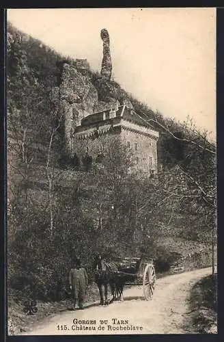 AK Gorges du Tarn, Château de Rocheblave avec cheval et charrette sur le chemin