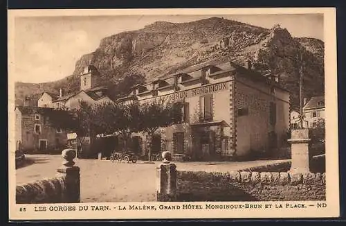 AK La Malène, Grand Hôtel Monginoux-Brun et la place