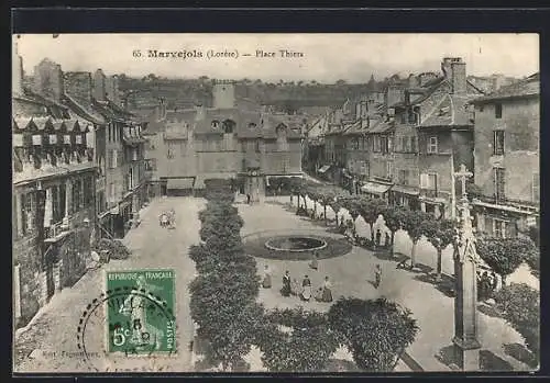 AK Marvejols, Place Thiers avec fontaine et arbres alignés