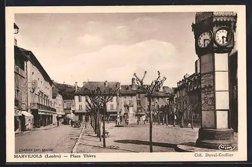 AK Marvejols, Place Thiers avec horloge et bâtiments historiques