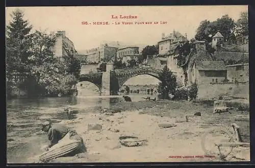 AK Mende, Le Vieux Pont sur le Lot et scène de lavage au bord de la rivière