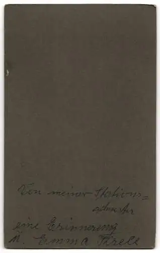 Fotografie Curt Schröder, Döbeln, Nonne / Stationsschwester Emma Krell mit Haube