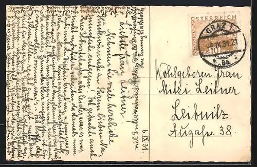 AK Graz, Panoramablick mit zwei Frauen vom Schlossberg