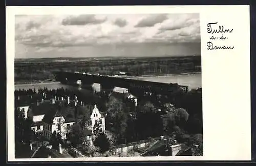 AK Tulln a. d. Donau, Uferpartie mit Brücke