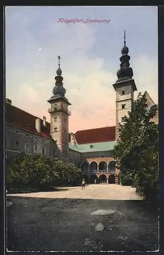 AK Klagenfurt, Landhaushof im Sonnenschein