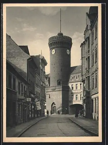 AK Cottbus, Blick auf den Spremberger Turm aus der Burgstrasse