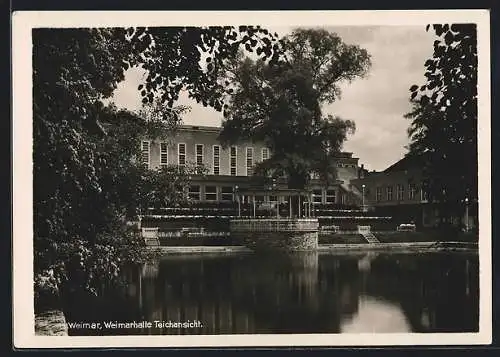 AK Weimar / Thüringen, Weimarhalle, Teichansicht